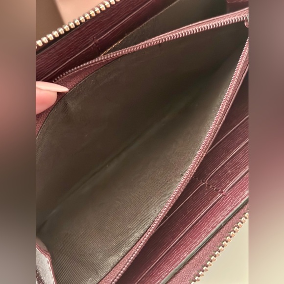 πPink GUCCI Zippy Wallet BETTY Heart Beatπ - Picture 10 of 13